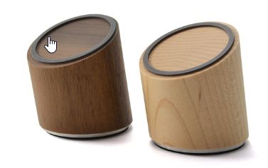 意外と困るのがデスクでのスマホを置くホルダー。おしゃれなもの、実用的なもの、超シンプルなものを一挙ご紹介