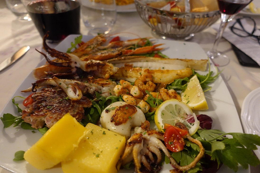 ベニスのレストランでお薦めのレストランはこの2店。「Taverna Al Remer」と「Ristorante San Trovaso」実食済み