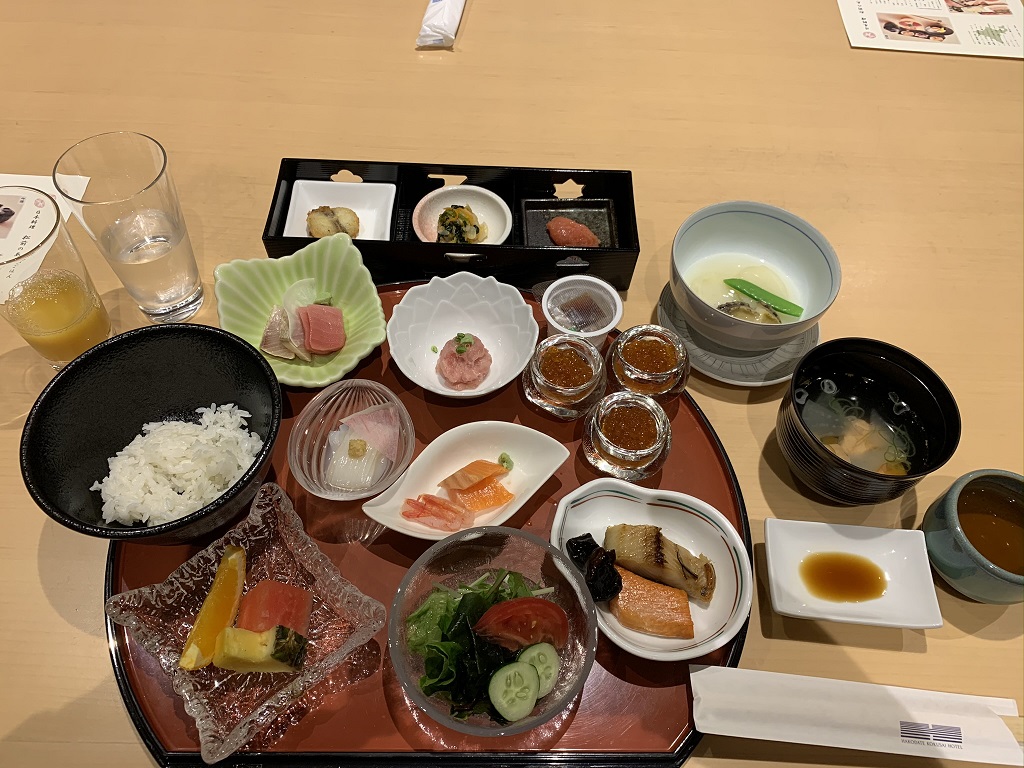[宿泊記]函館の老舗ホテル「函館国際ホテル」はコスパ良し。コロナ禍でも朝食ブュッフェのいくらの小鉢に狂喜乱舞