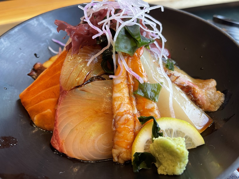 しまなみ海道の大三島の「お食事処 貴船」で食べた海鮮丼が超うまし、驚いた