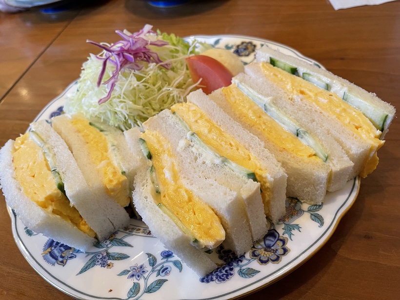 ヒルトン大阪から伊丹空港までの移動はリムジンバスが超便利。最後は京都老舗カフェの前田珈琲で終える