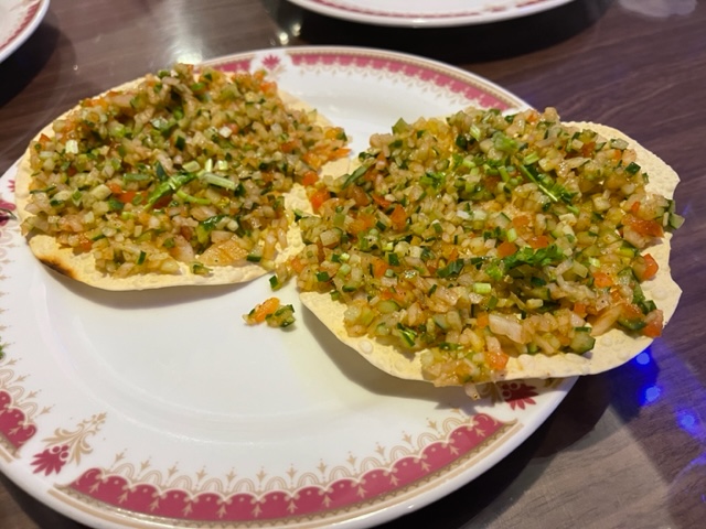 “日本人に媚びない本場の味が売り”の赤坂はTBS前にある「インド料理モティ」を訪問、スパイシーだね