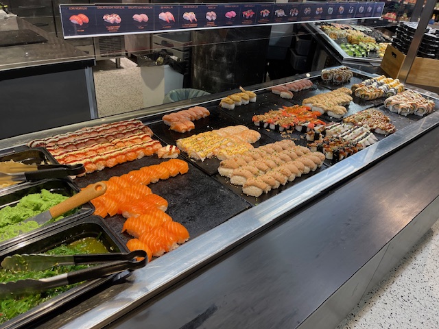 ［ヘルシンキ旅行記4］食事は不味くて高いが、お寿司の量り売りには驚いたよ