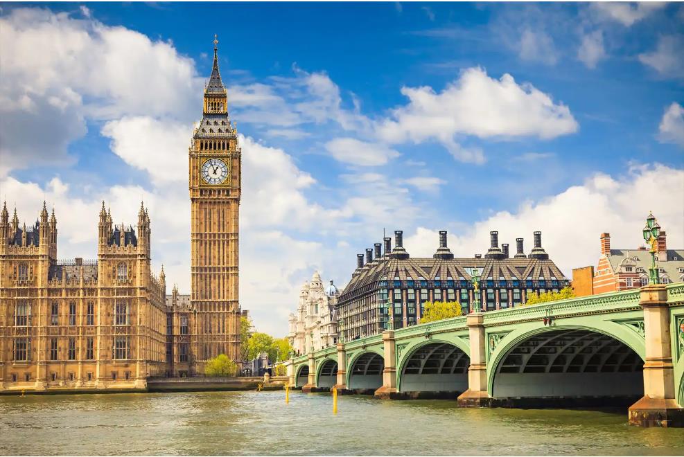 ３月に欧州旅行を計画中、ロンドンとパリのホテル料金の高騰ぶりには驚いたね