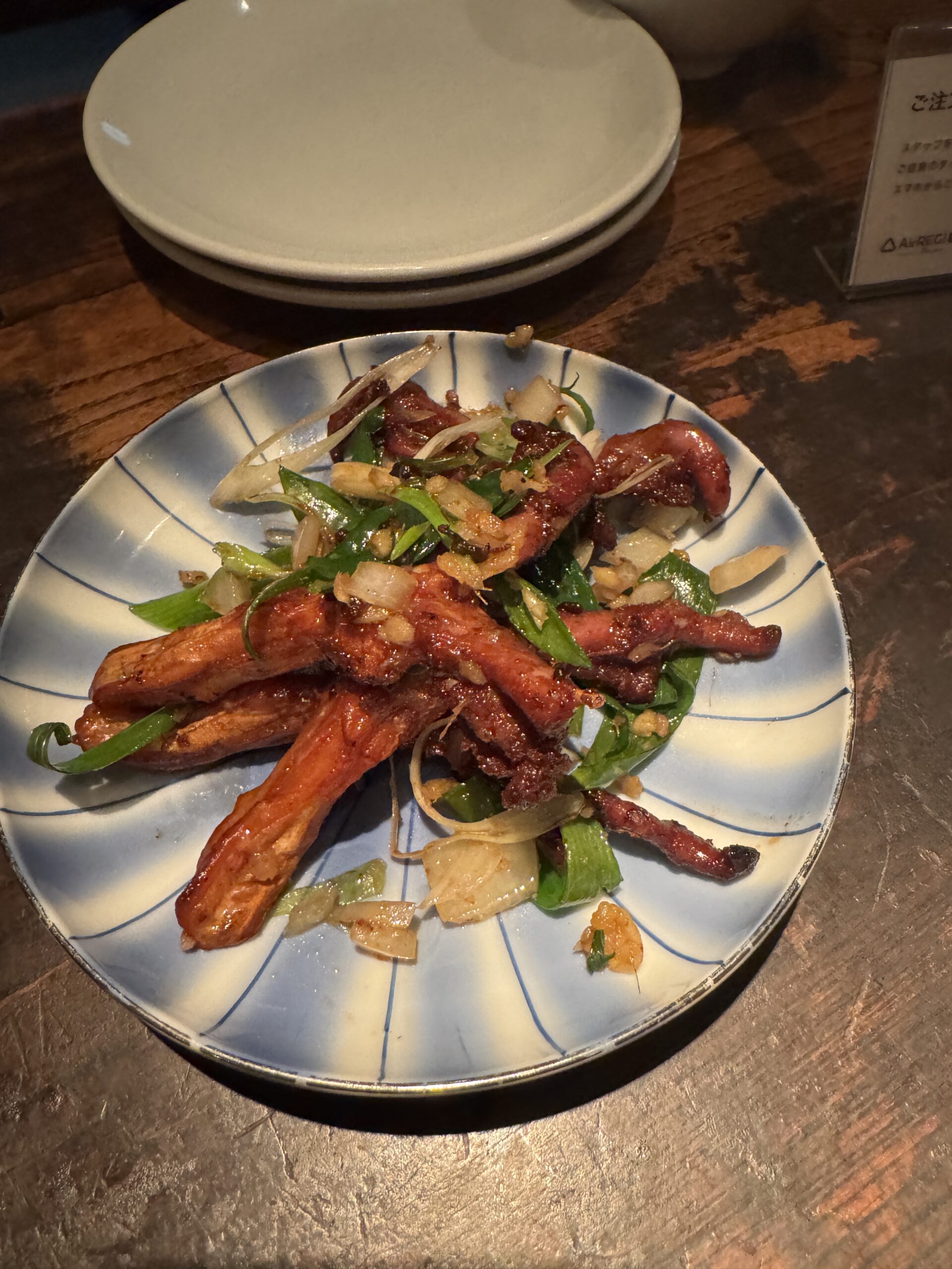 初めて「黒猫夜 赤坂店」を訪問、本当に変わった料理があるガチ中華、リピ決定